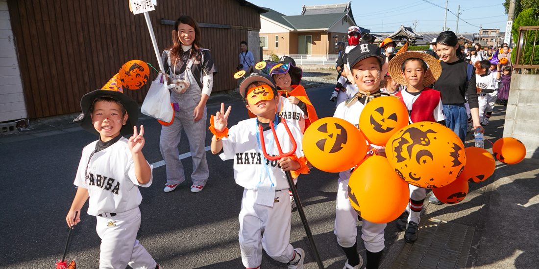 仮装パレードの復活で 久居の町を華やかに