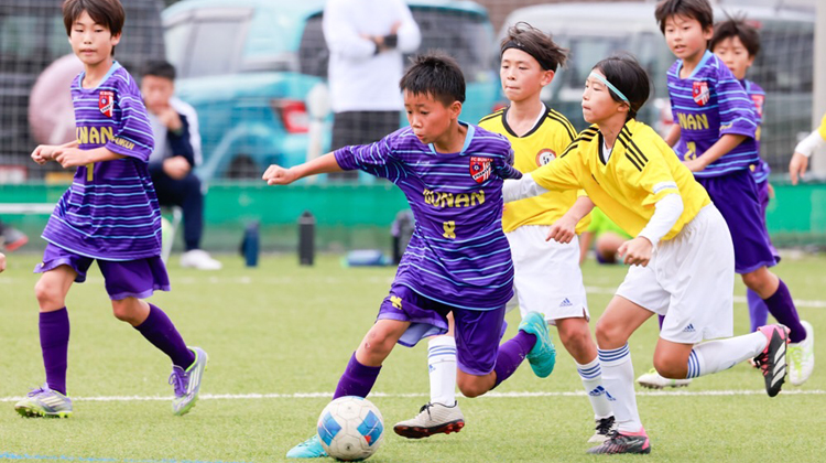能登のサッカー少年を招きサッカー交流大会