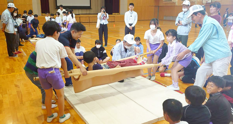 子どもたちに防災意識を育む教室